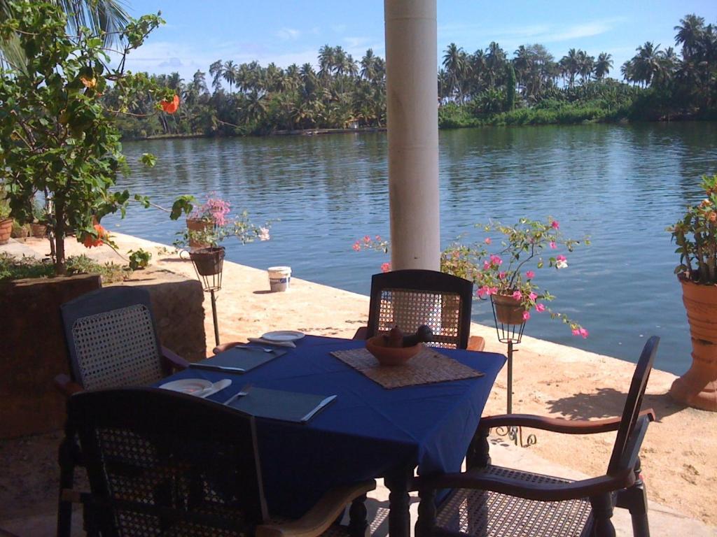 Ganga Garden Hotel Beruwala Exterior photo